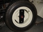 Tire Alloy wheel Wheel Automotive tire Motor vehicle