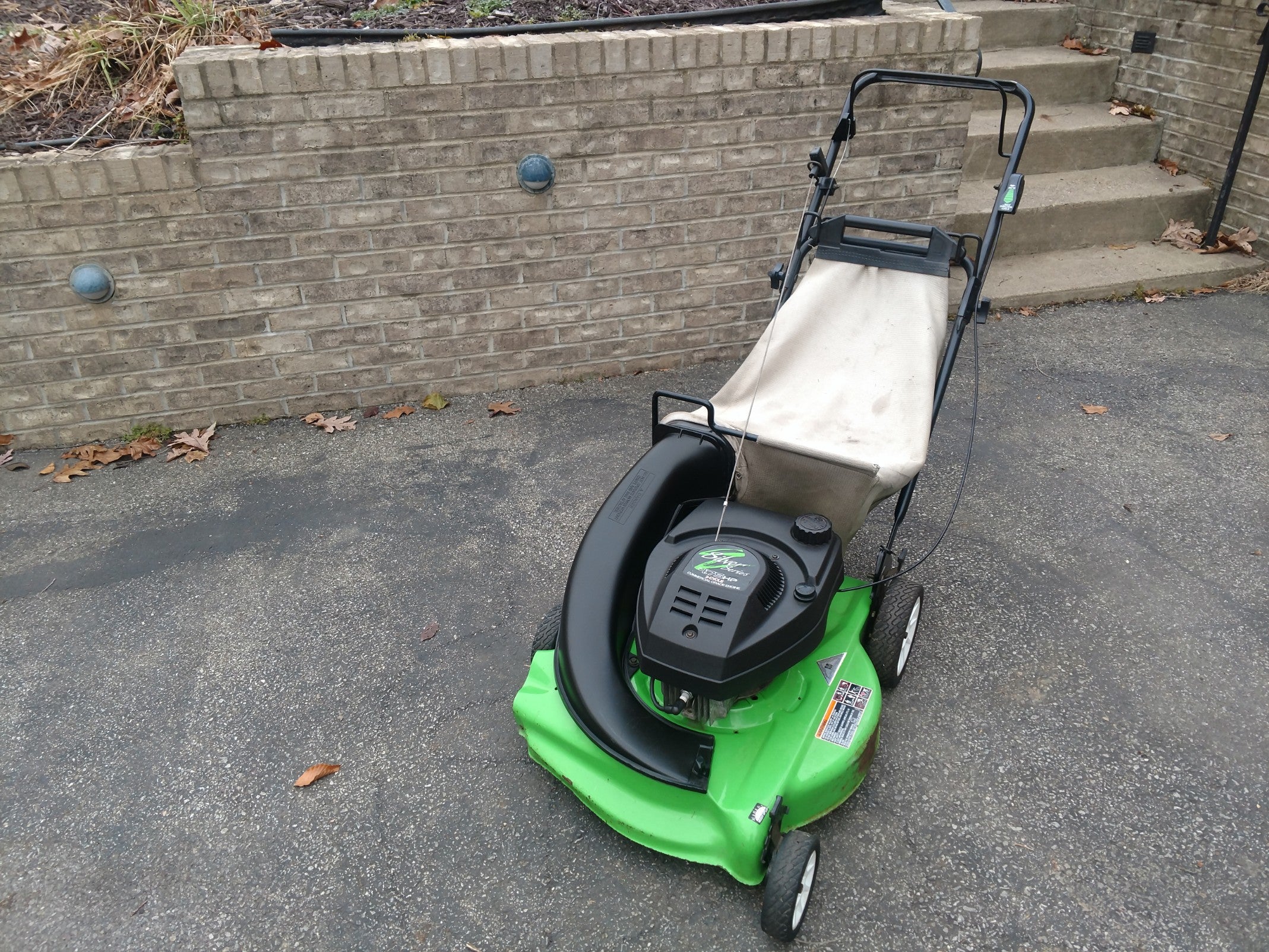 Lawn boy lawn mower spark 2025 plug