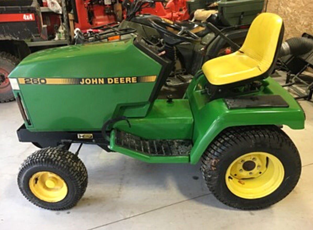 Jd 260 Lawn Mower And Ing A 42