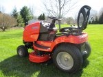 Land vehicle Vehicle Lawn Riding mower Lawn mower